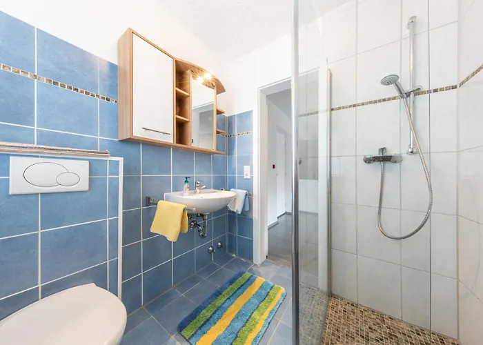 瓦得豪斯伊格斯酒店