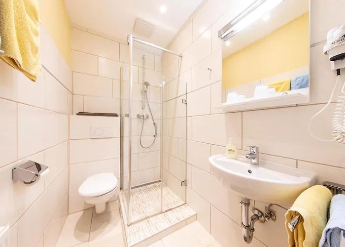 瓦得豪斯伊格斯酒店