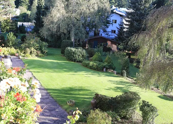 瓦得豪斯伊格斯酒店